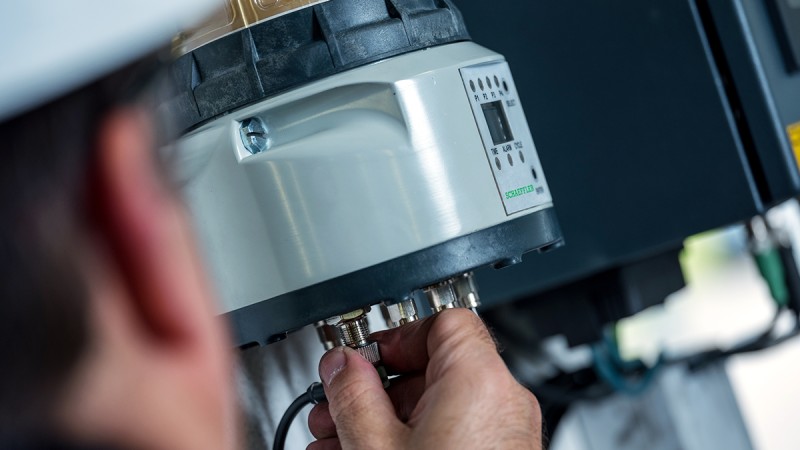 The Concept8 lubricator precisely supplies up to eight lubrication points with the correct quantity of grease.